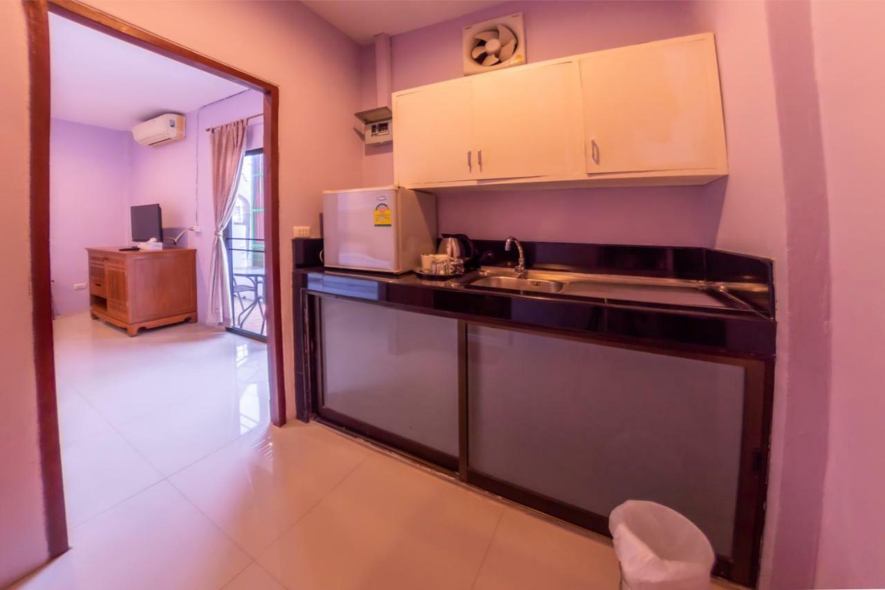 Enrico Hostel Patong Экстерьер фото